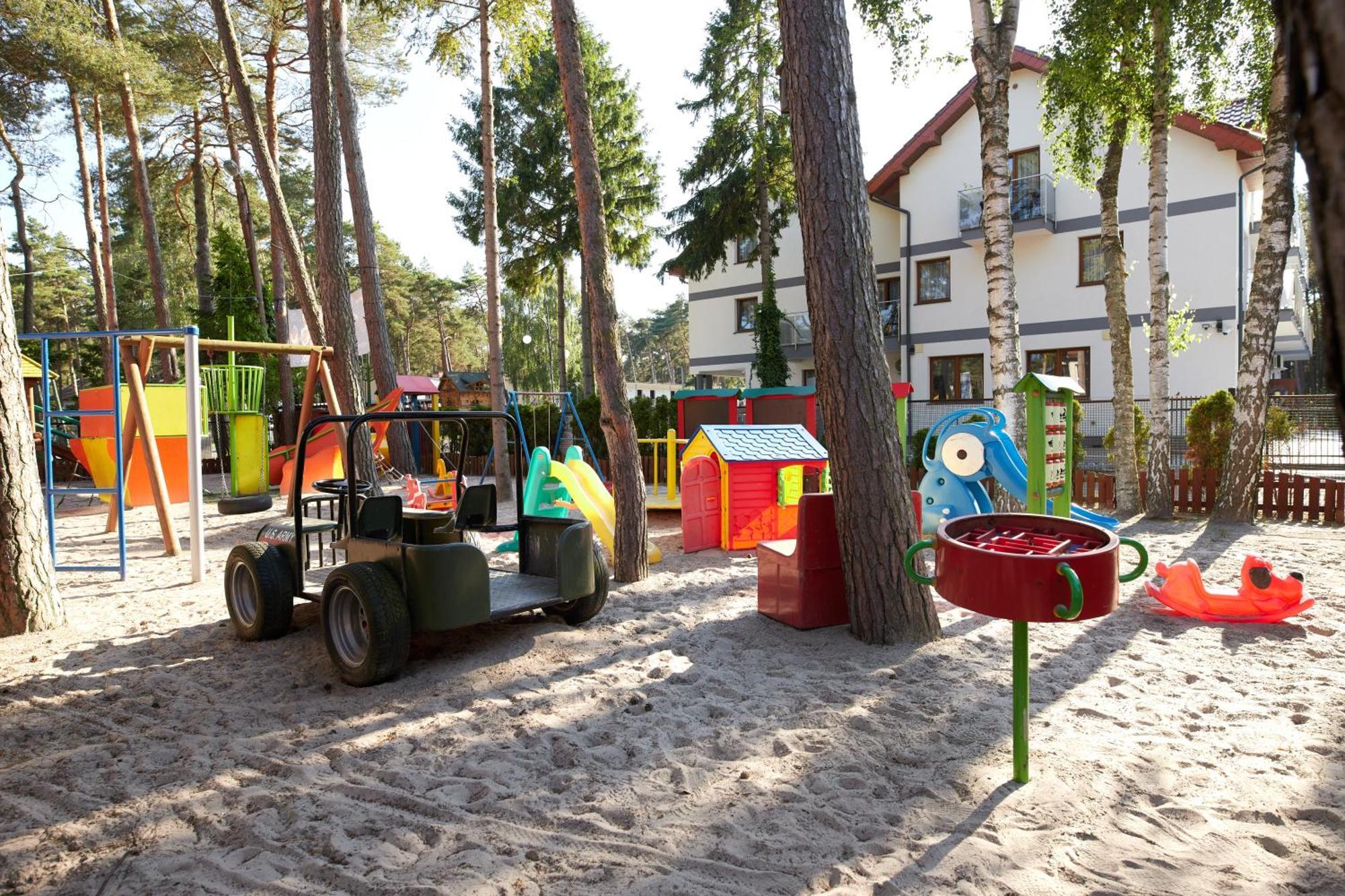 Osrodek Wypoczynkowy Relaks I Apartamenty Leba Exterior photo