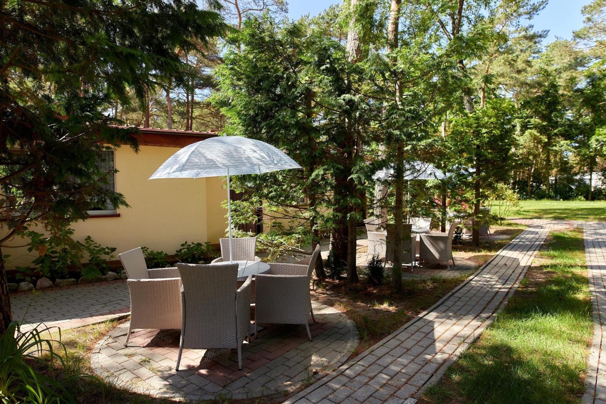 Osrodek Wypoczynkowy Relaks I Apartamenty Leba Exterior photo
